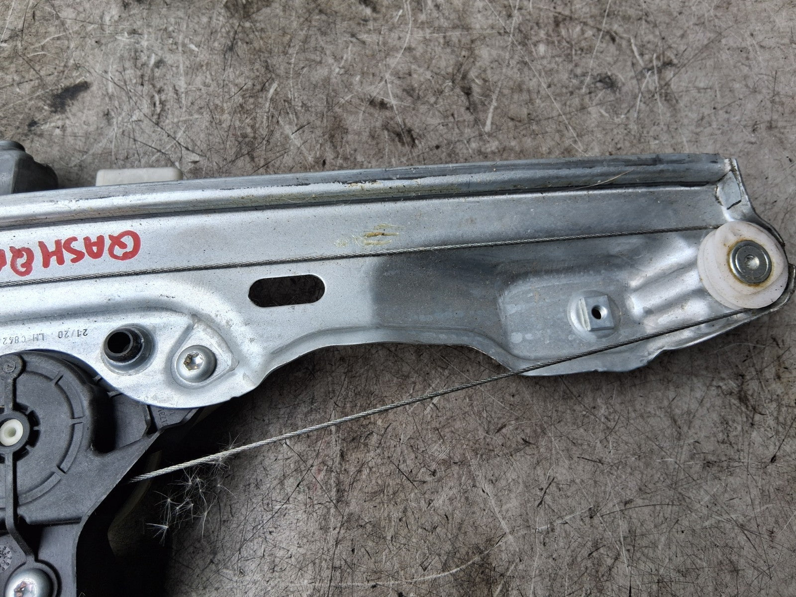 2020 NISSAN QASHQAI J11 MK2 NSR PASSENGER SIDE WINDOW MOTOR REGULATOR 82701HVOOC