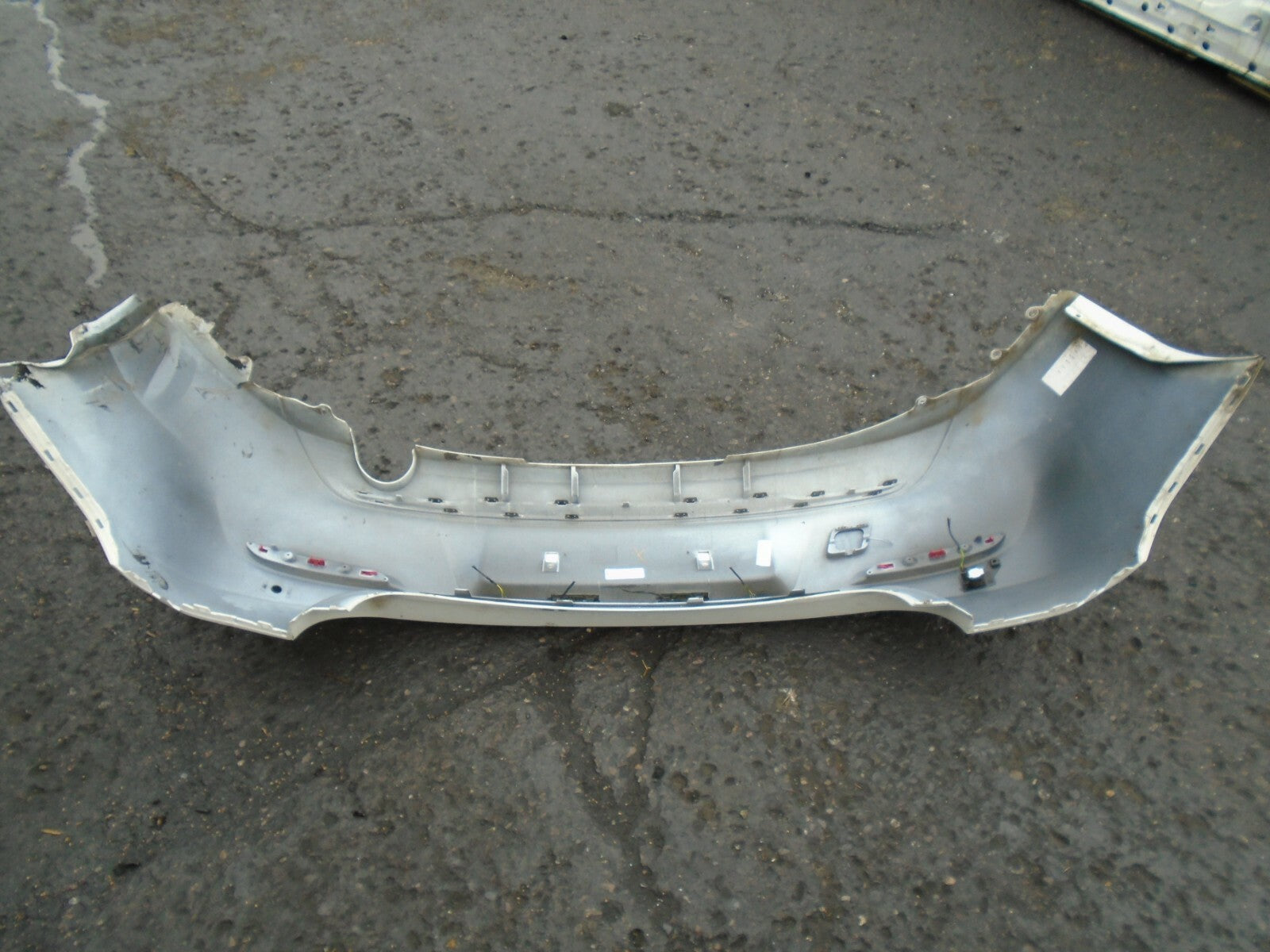 BMW 1 SERIES 2018 F20 F21 WHITE REAR BUMPER SPARES OR REPAIR 51127371756