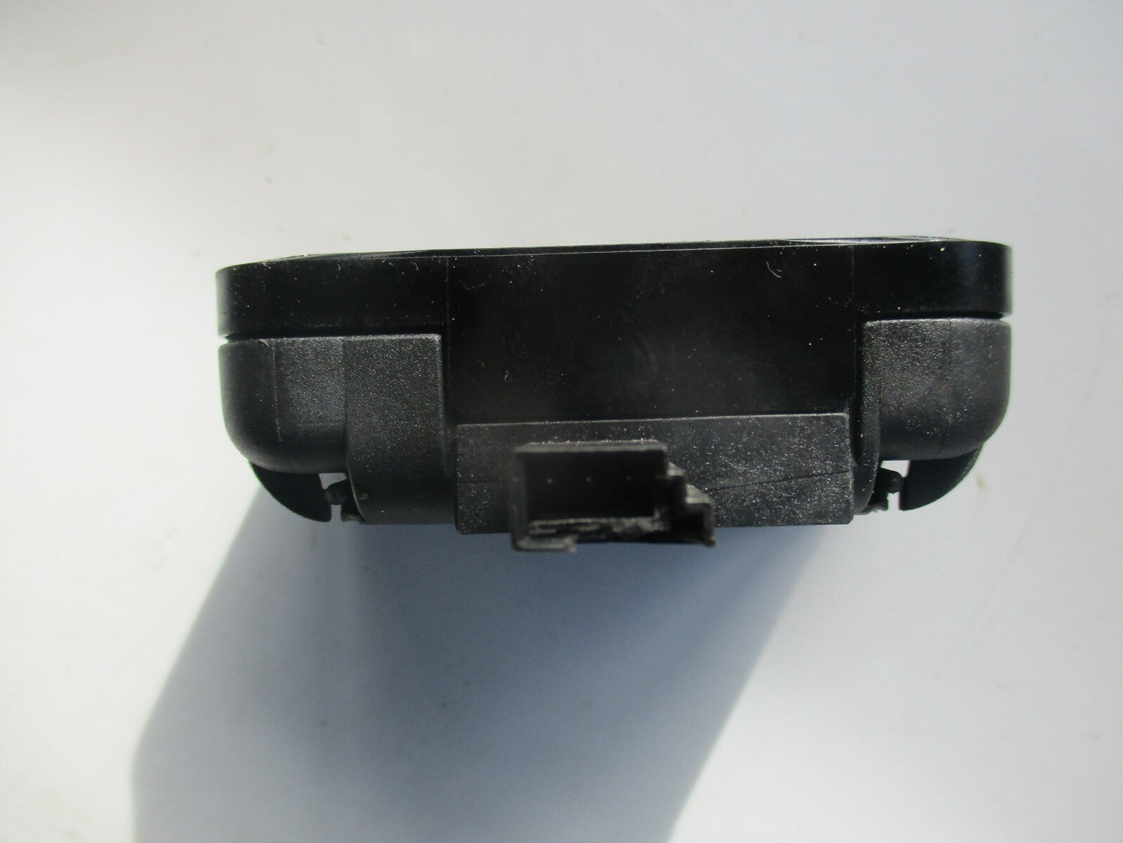 RENAULT LAGUNA MK2 WINDSCREEN RAIN SENSOR MODULE UNIT 8200063060