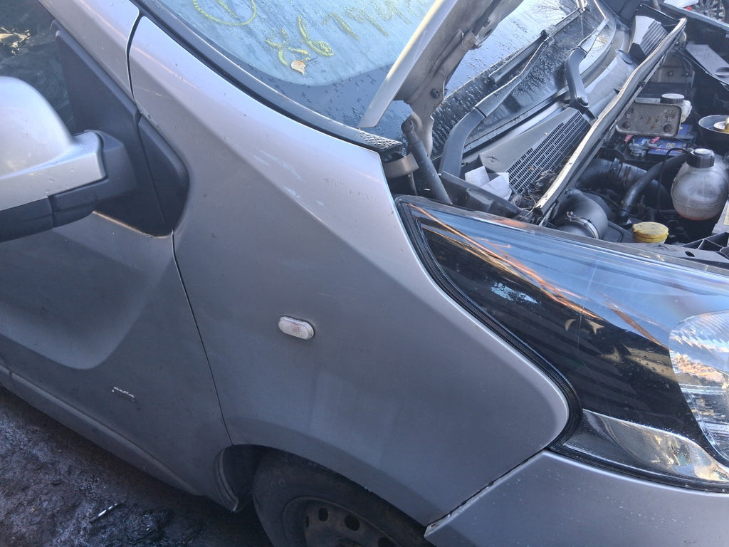 2017 VAUXHALL VIVARO MK2 OSF DRIVER SIDE FRONT RIGHT WING PANEL SILVER L193