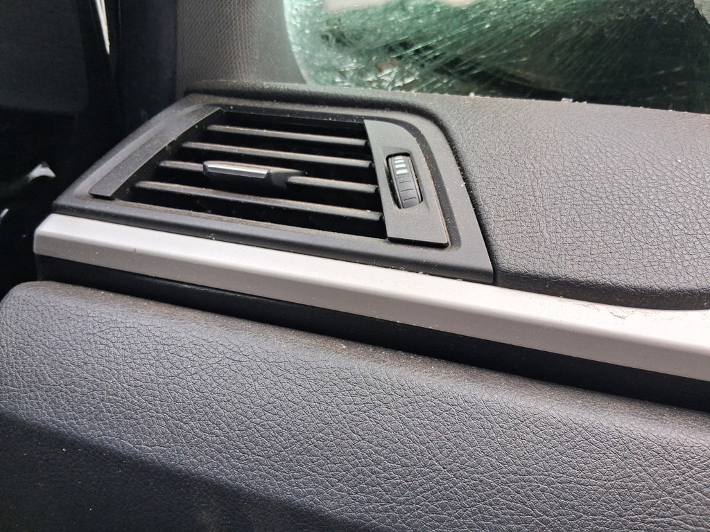 2015 BMW 3 SERIES F30 ESTATE NSF PASSENGER SIDE FRONT LEFT AIR VENT