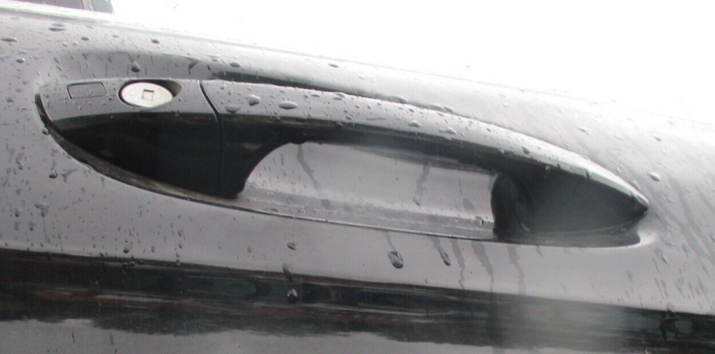 MERCEDE C CLASS COUPE W204 2012 OSF DRIVERS FRONT EXTERIOR DOOR HANDLE BLACK 197