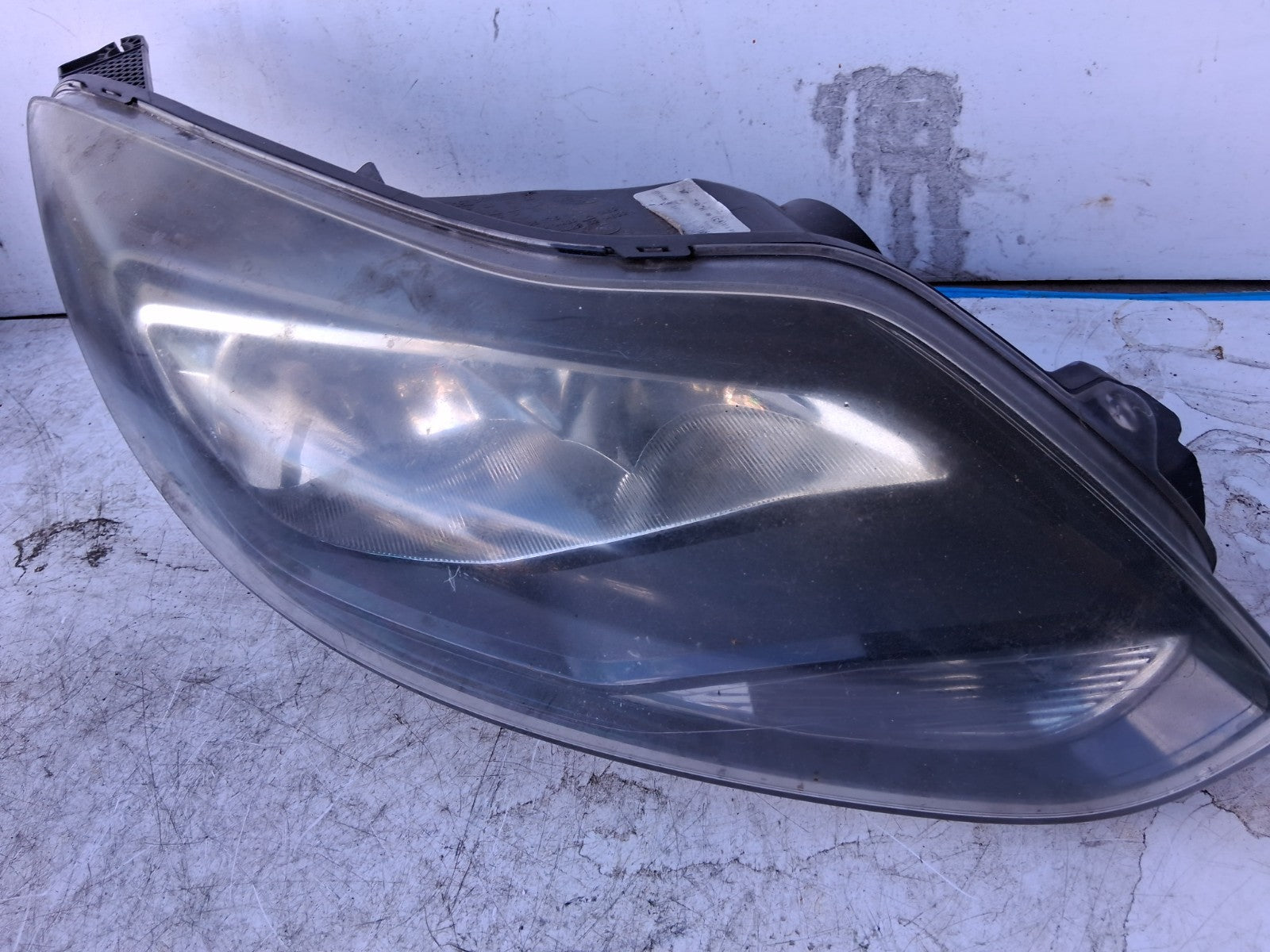 2013 FORD FOCUS MK3 OSF DRIVER SIDE FRONT HEADLIGHT BM5113W029DF