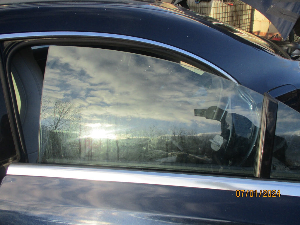 MERCEDES BENZ CLA 2016 C117 NSR PASSENGER SIDE REAR DOOR MAIN WINDOW GLASS