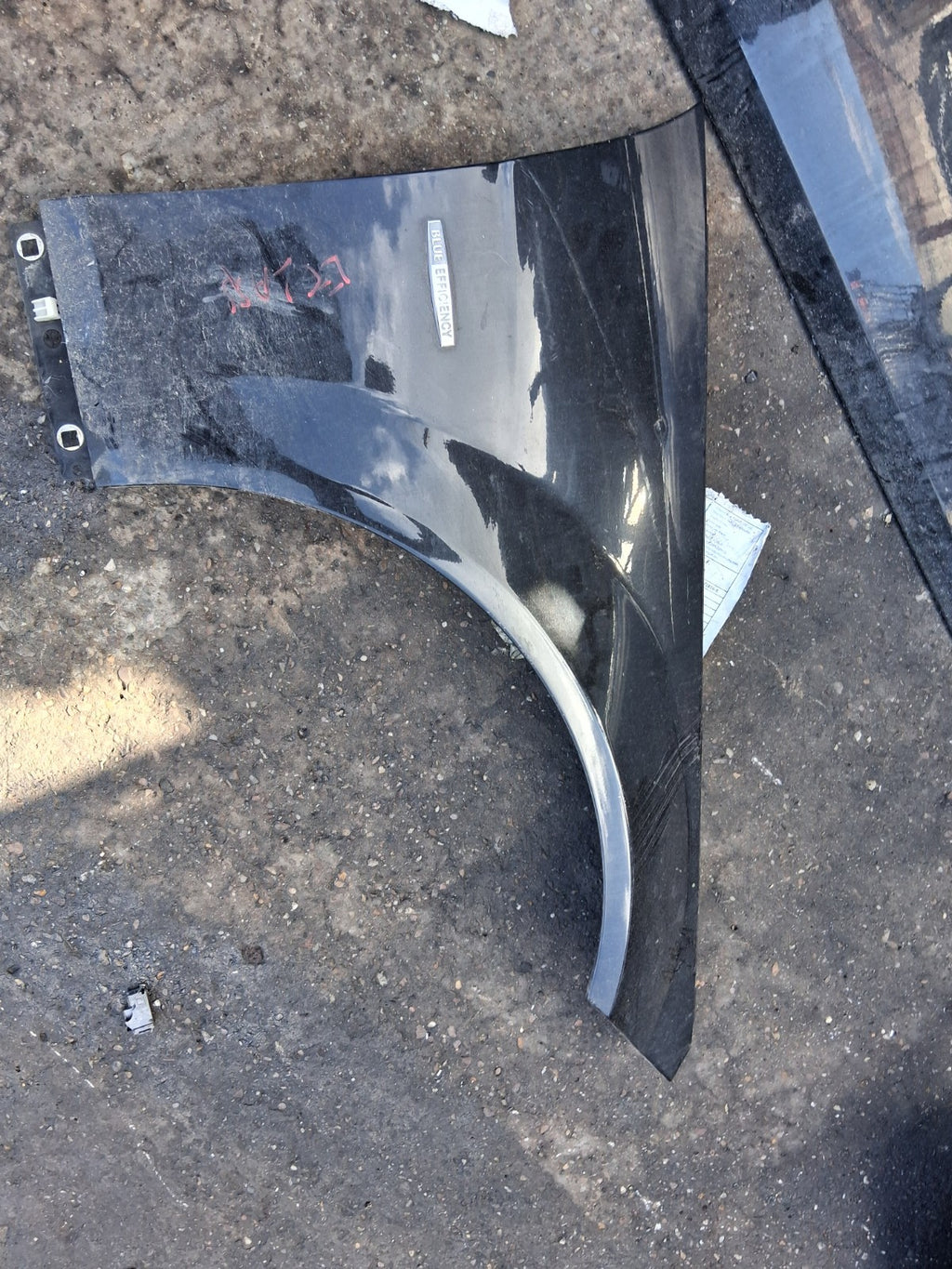 MERCEDES BENZ C CLASS 2009 W204 OSF DRIVER SIDE FRONT WING PANEL BLACK 197