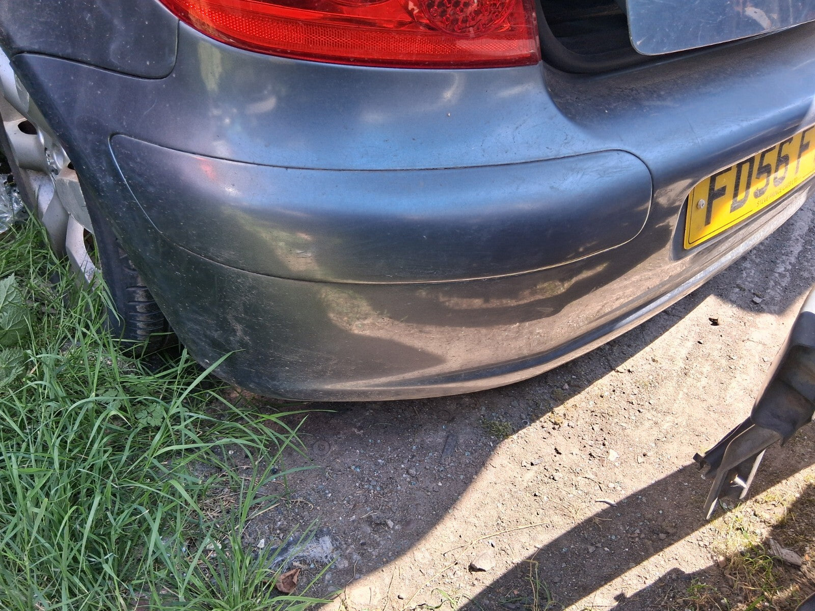 2006 PEUGEOT 307 REAR COMPLETE BUMPER IRON GREY METALLIC EZWD