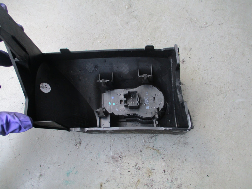 2010 VAUXHALL ASTRA J MK6 HEADLIGHT CONTROL SWITCH 13268697