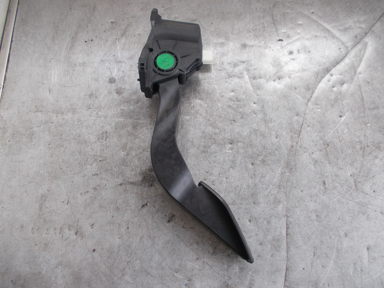 VAUXHALL VIVA OPEL KARL 2013-2018 1.0 ELECTRIC ACCELERATOR PEDAL 42361587