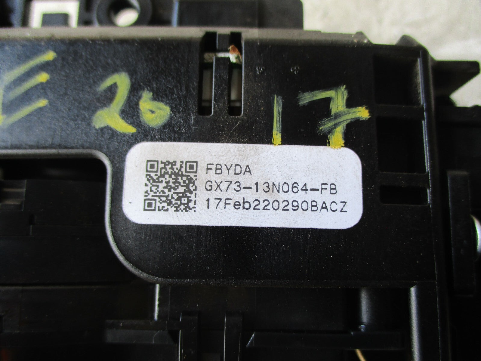 JAGUAR XE 2017 COMBINATION SWITCH STALK SQUIB GX7313N064FB