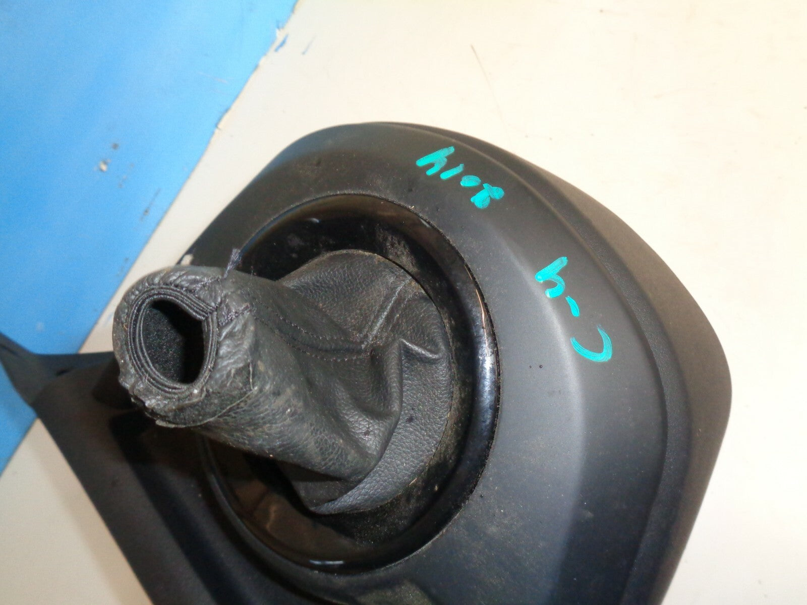 CITROEN C4 PICASSO 2014 5 DOOR GEAR STICK PANEL