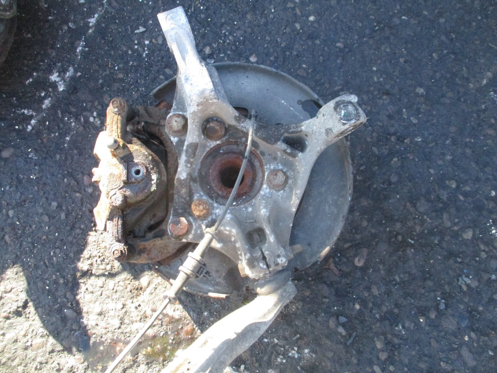 VAUXHALL ZAFIRA C 2017 1.4 PETROL MANUAL OS DRIVER SIDE WHEEL BEARING HUB