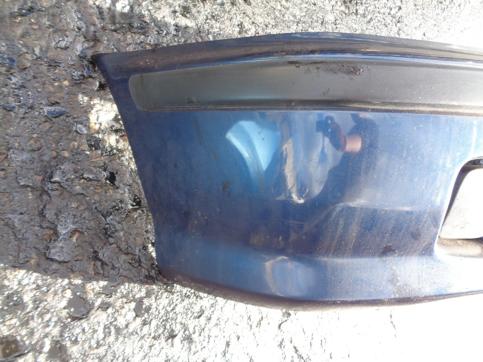 HONDA CIVIC 5 DOOR HATCHBACK 1998 COMPLETE FRONT PLASTIC BUMPER LOWER GRILL BLUE