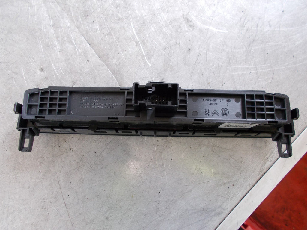 2008 PEUGEOT 308 HAZARD SWITCH & LOCK BUTTON 9659417177