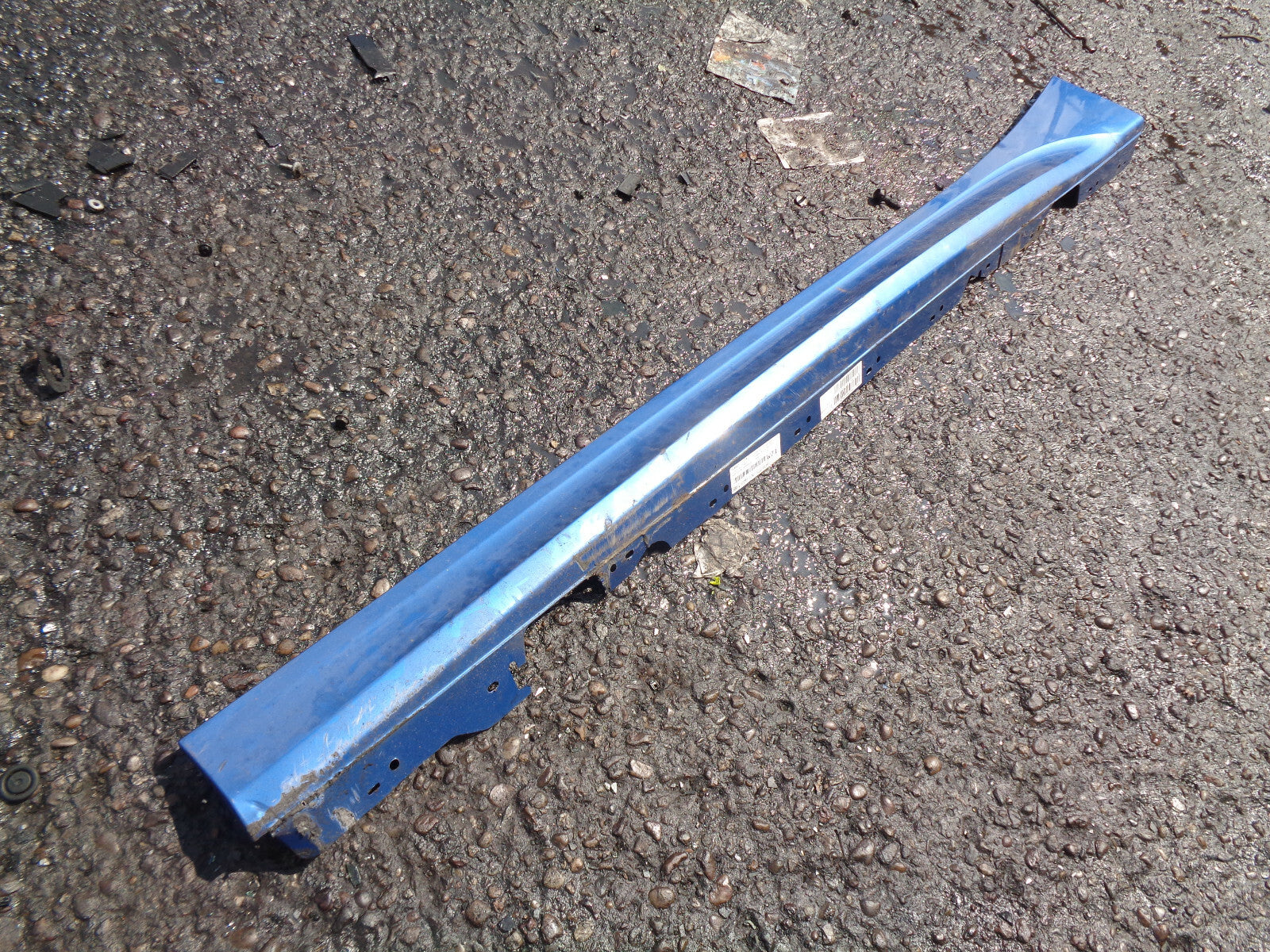 BMW 1 SERIES F20 2019 LCI FACELIFT NSR PASSENGER SIDE SKIRT VALANCE BLUE