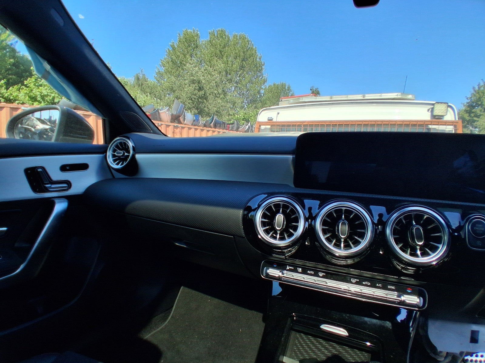 2023 MERCEDES BENZ A CLASS AMG LINE W177 DASH DASHBOARD WITH AIRBAG ONLY