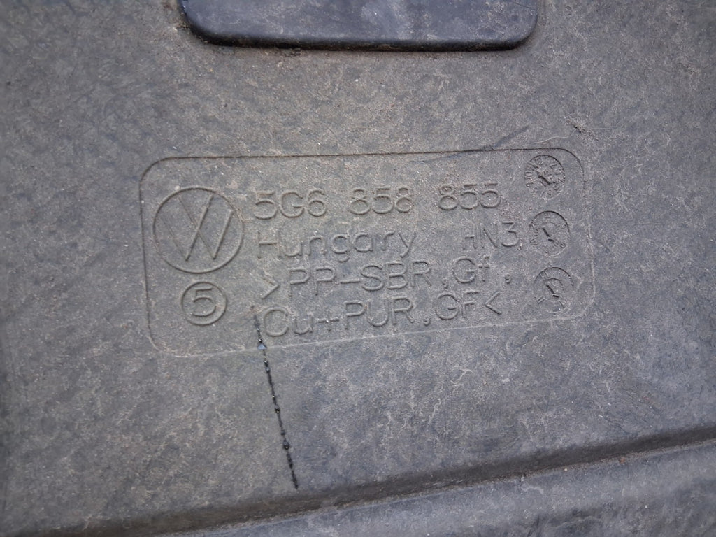 2013 VW GOLF MK7 REAR BOOT FLOOR LINER CARPET MAT 5G6858855