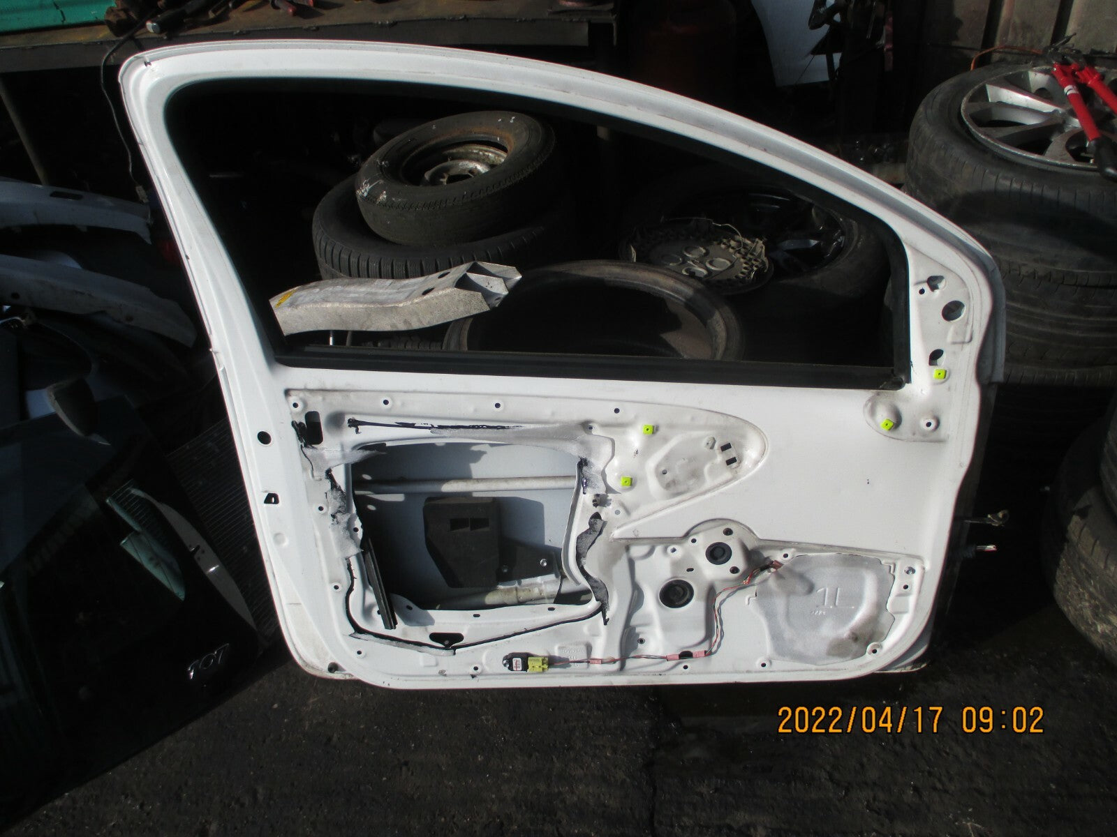 PEUGEOT 107 2007 NSF FRONT PASSENGER SIDE COMPLETE DOOR