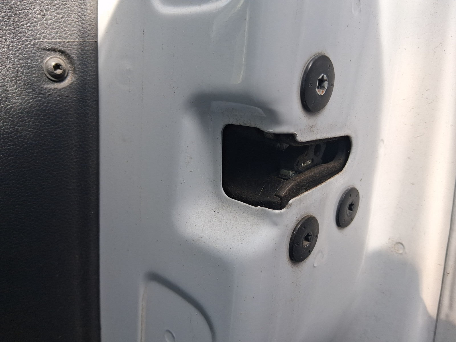 2024 RENAULT MASTER MK3 OSF DRIVER SIDE FRONT DOOR LOCK MECHANISM