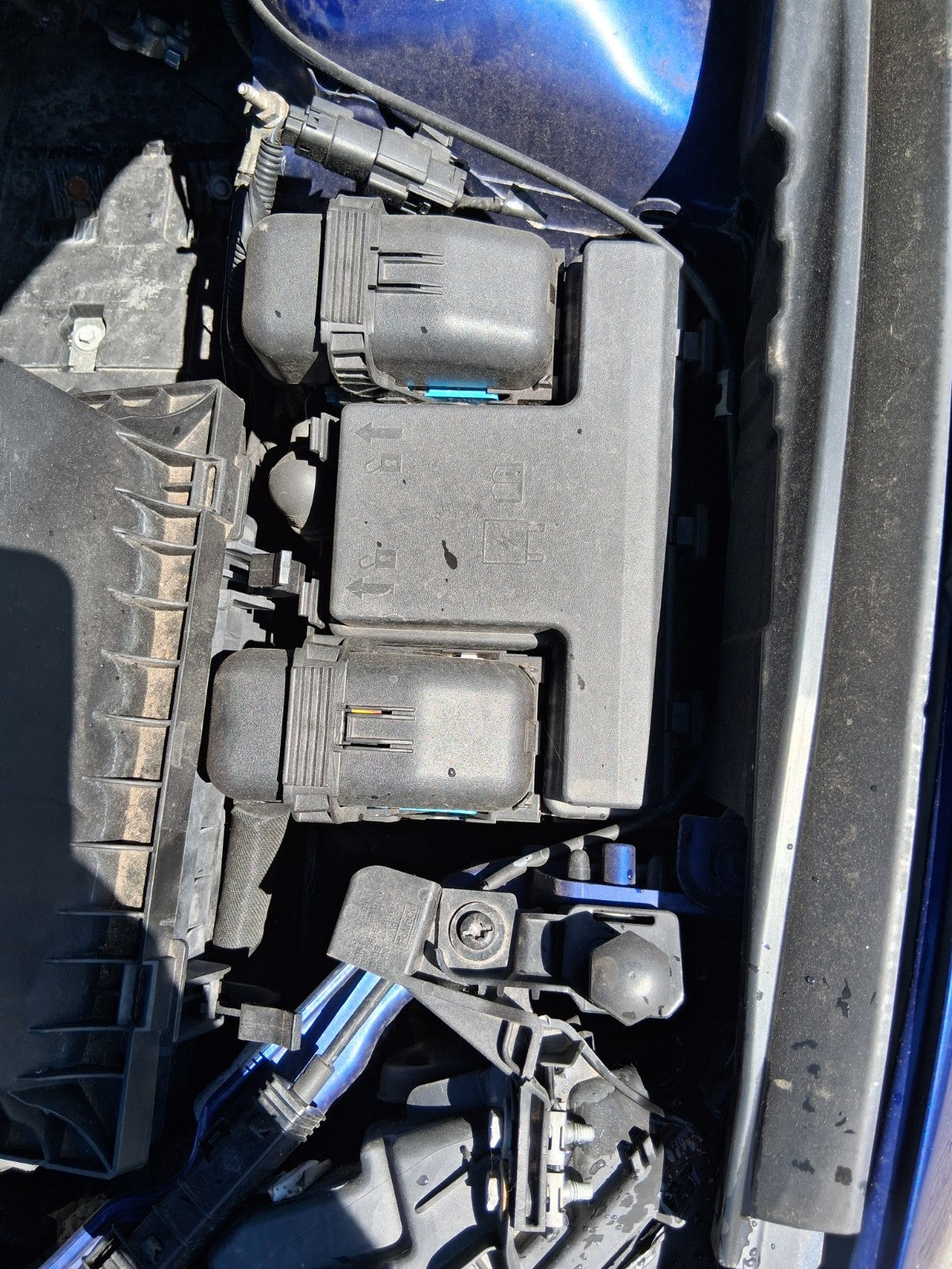 2016 FORD MONDEO MK5 HATCHBACK 2.0 DIESEL FUSE BOX RELAY  BOX