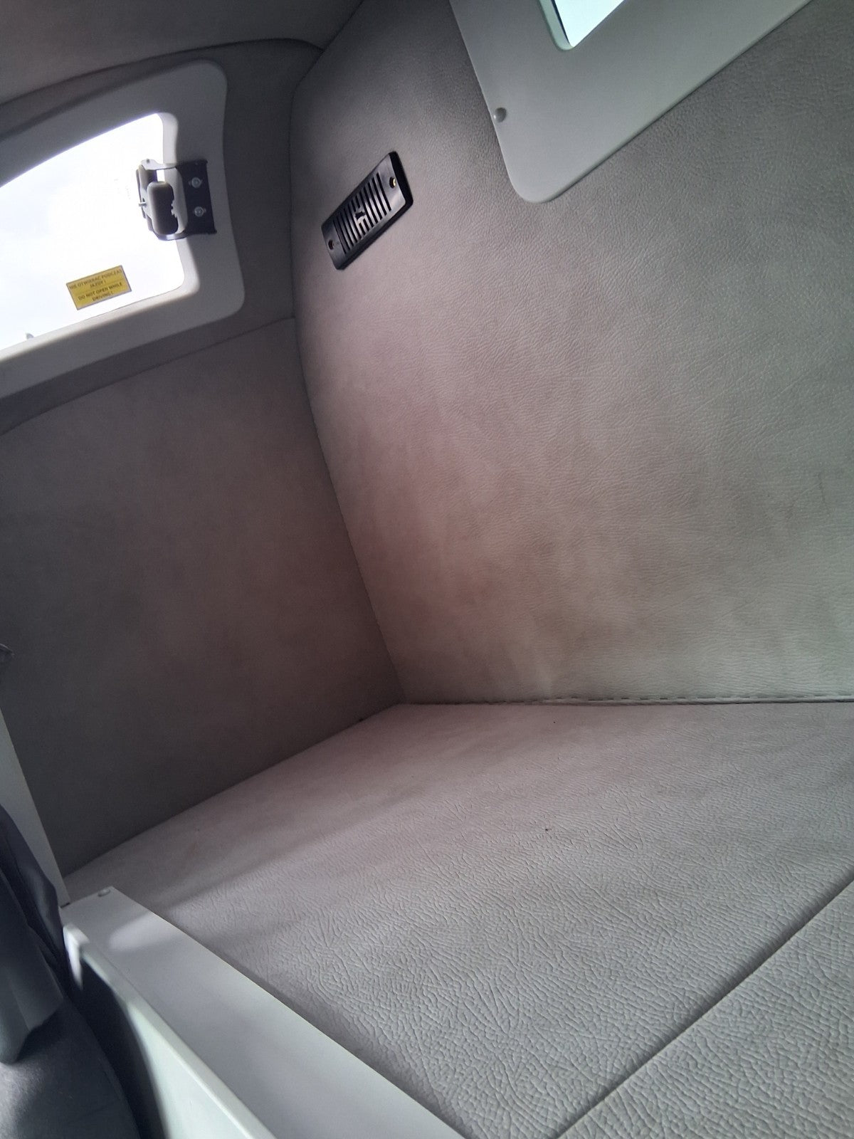 2023 IVECO DAILY MK6 SLEEPER CAB ROOF SLEEPING POD BLACK