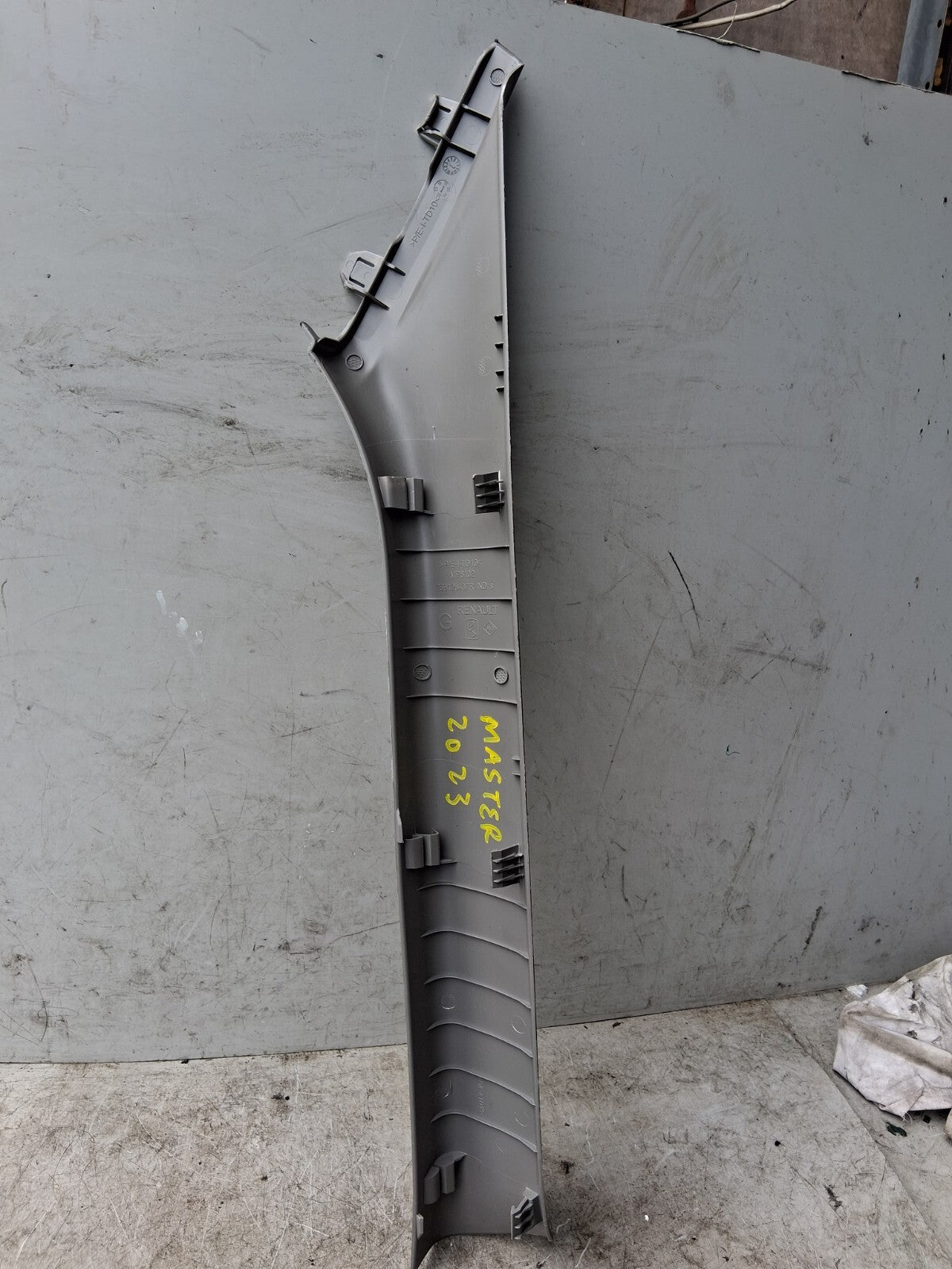 2023 RENAULT MASTER MK3 NS PASSENGER SIDE B PILLAR TRIM COVER PANEL 769128437R