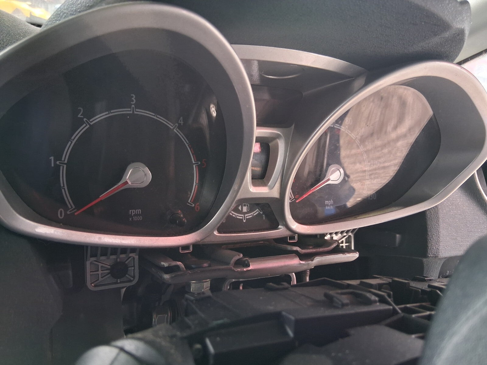 2010 FORD FIESTA MK7 1.4 DIESEL SPEEDO SPEEDOMETER INSTRUMENT CLUSTER GUAGE