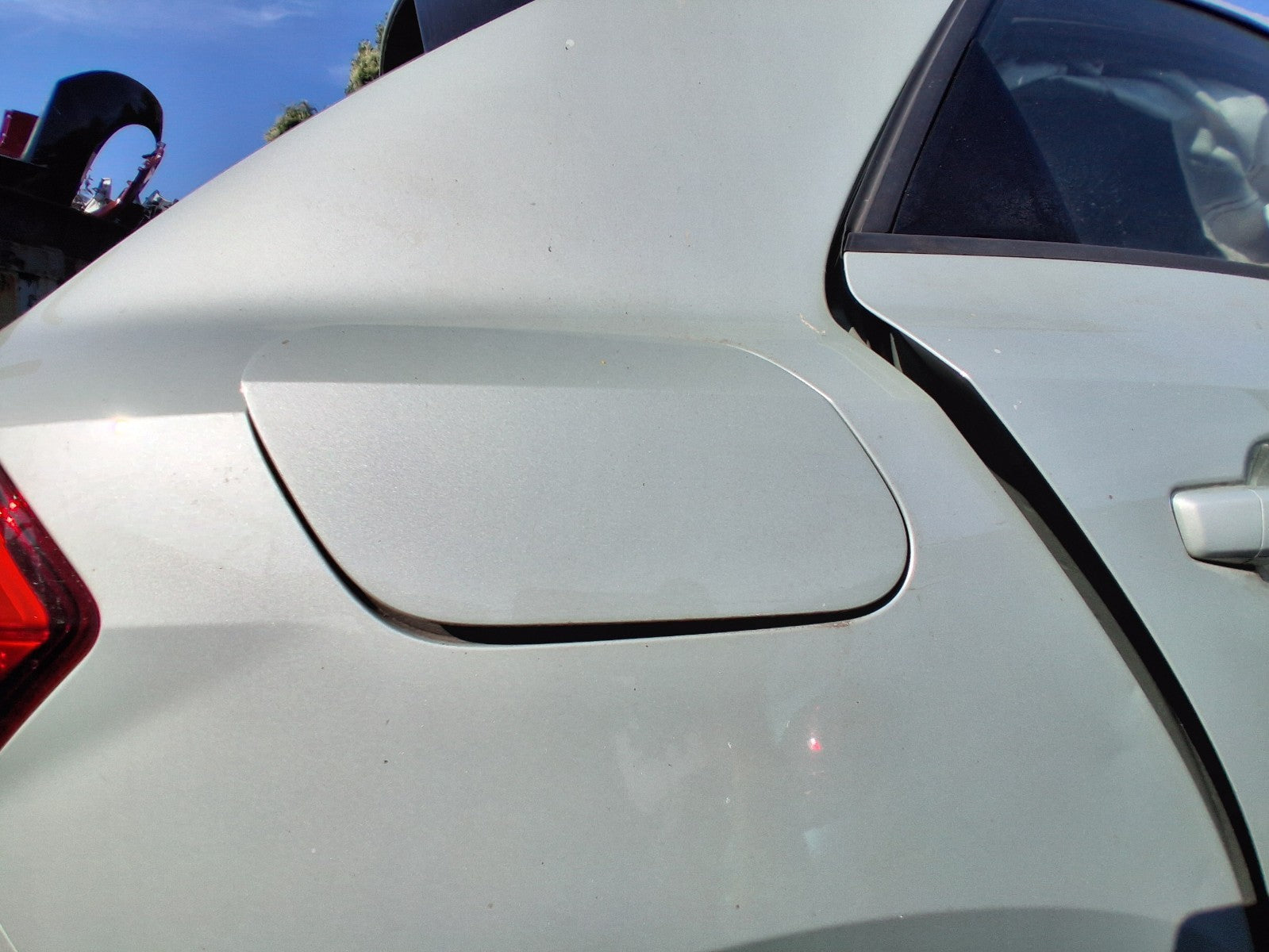 2023 AUDI A1 SPORT MK2 REAR FUEL FILLER FLAP DEW SILVER METALLIC LX7E X7E