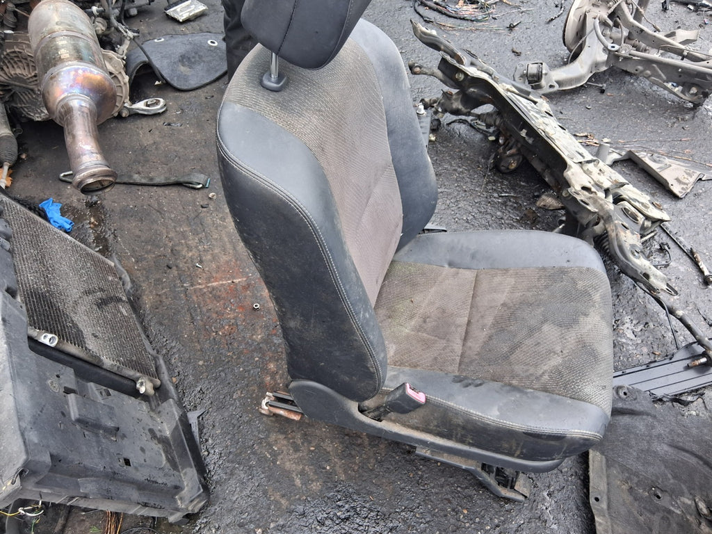 2013 TOYOTA ESTIMA MK3 NSF PASSENGER SIDE FRONT LEFT COMPLETE SEAT HALF LEATHER