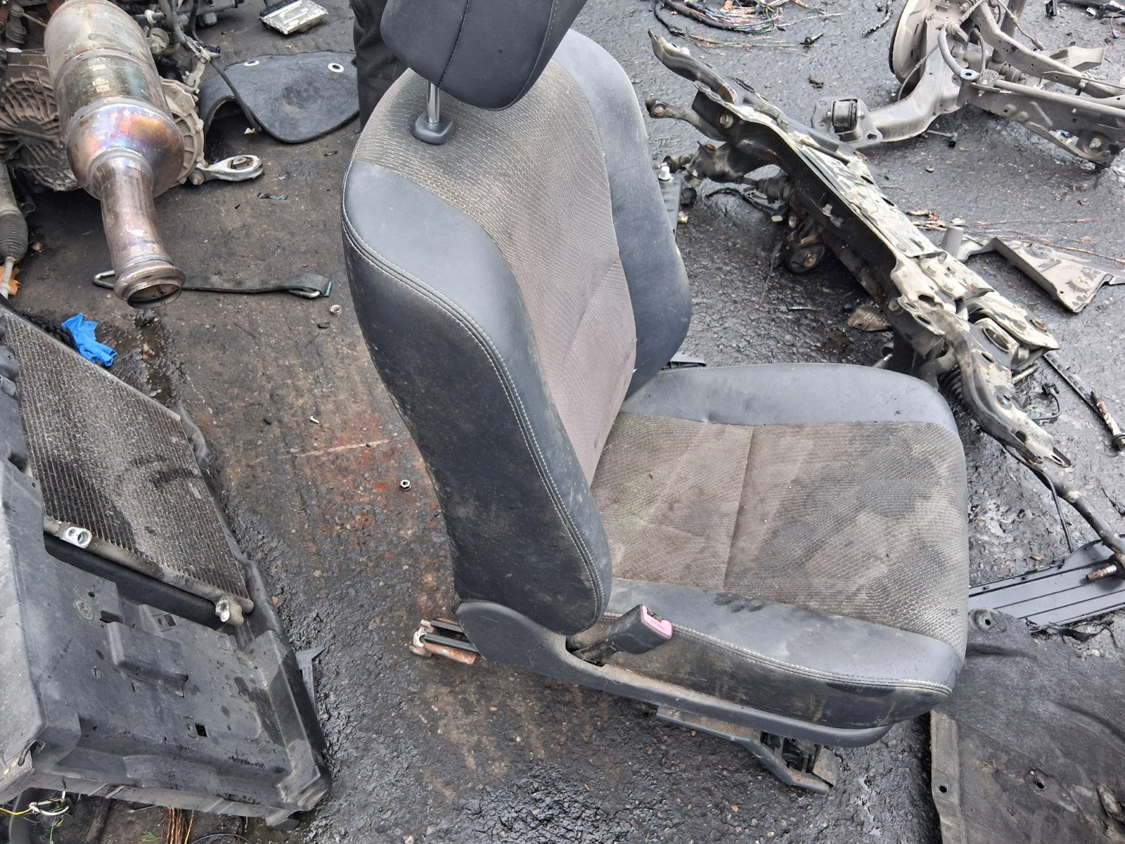 2013 TOYOTA ESTIMA MK3 NSF PASSENGER SIDE FRONT LEFT COMPLETE SEAT HALF LEATHER