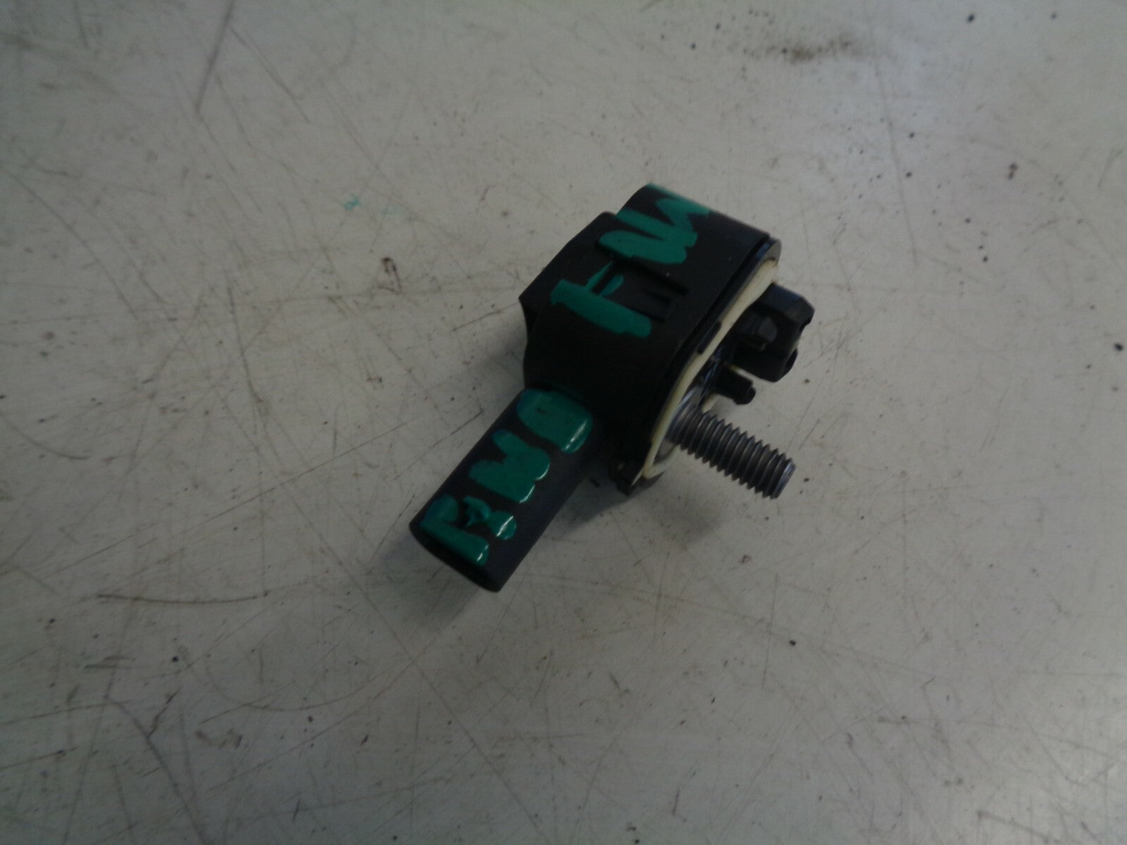 BMW F-SERIES F10 F11 CRASH SENSOR DOOR 65779224178