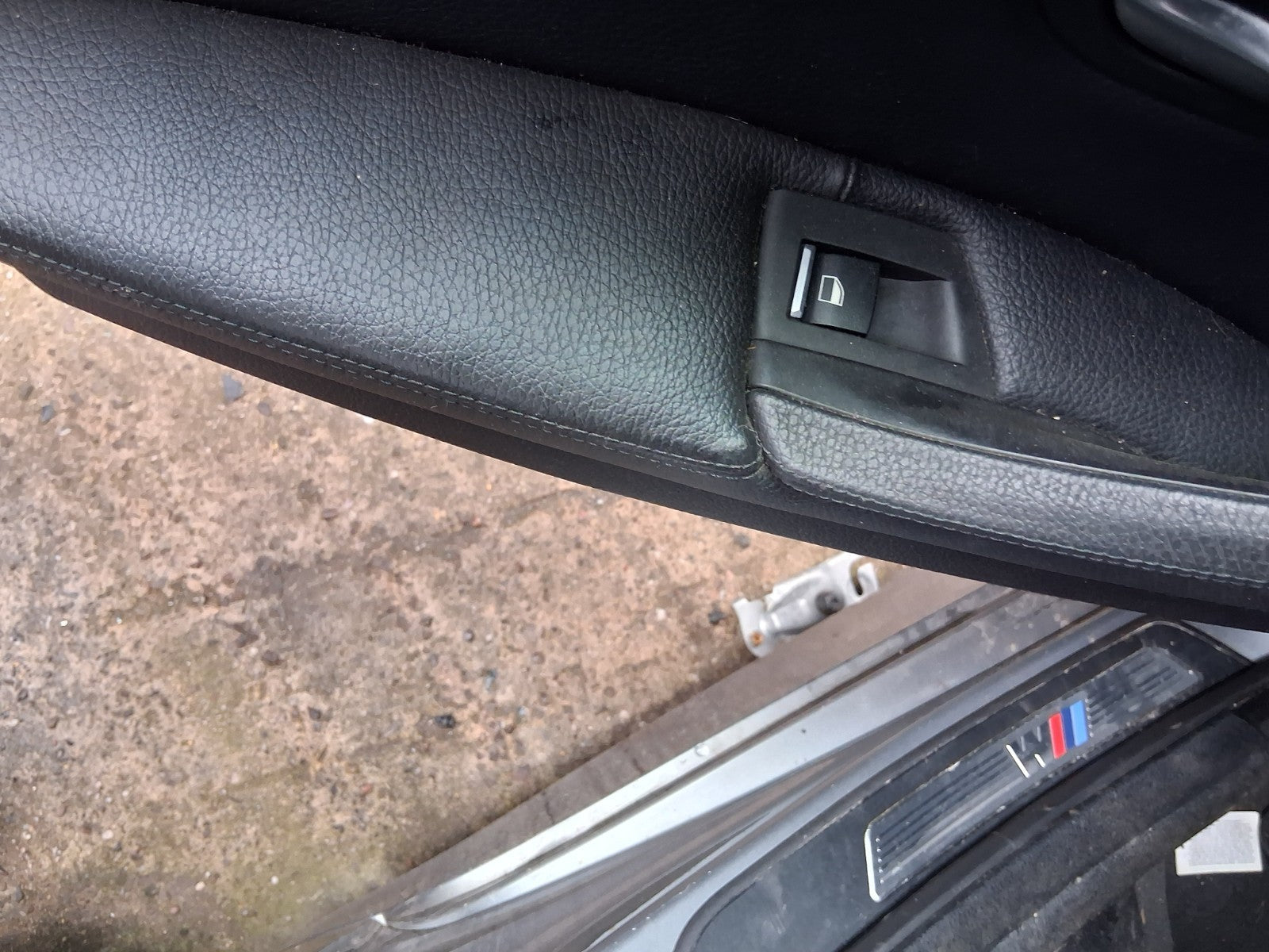 2010 BMW 5 SERIES F10 M SPORT NSR PASSENGER SIDE REAR LEFT WINDOW CONTROL SWITCH