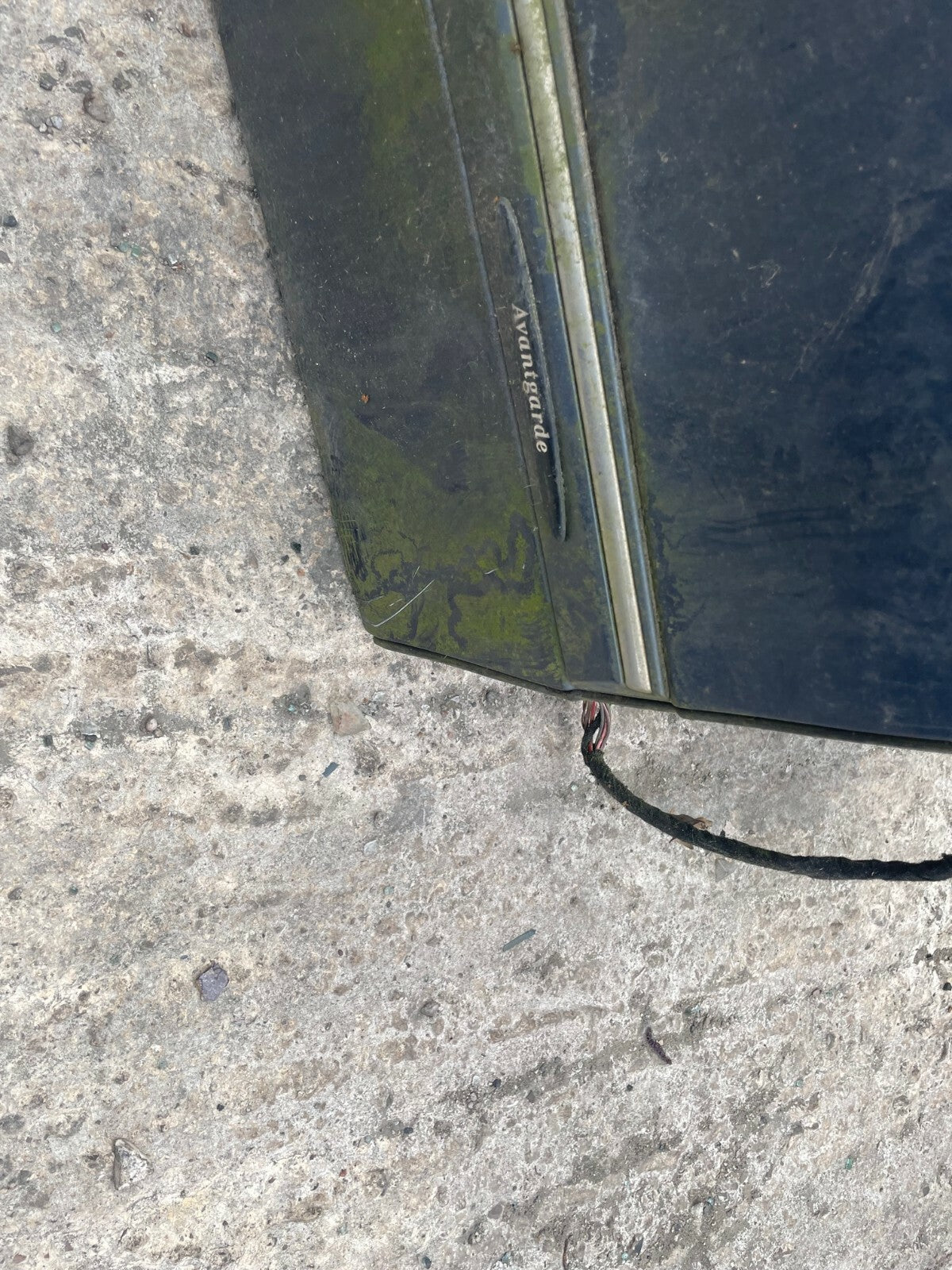 MERCEDES BENZ W209 COMPLETE FRONT DRIVER RIGHT SIDE DOOR BLUE