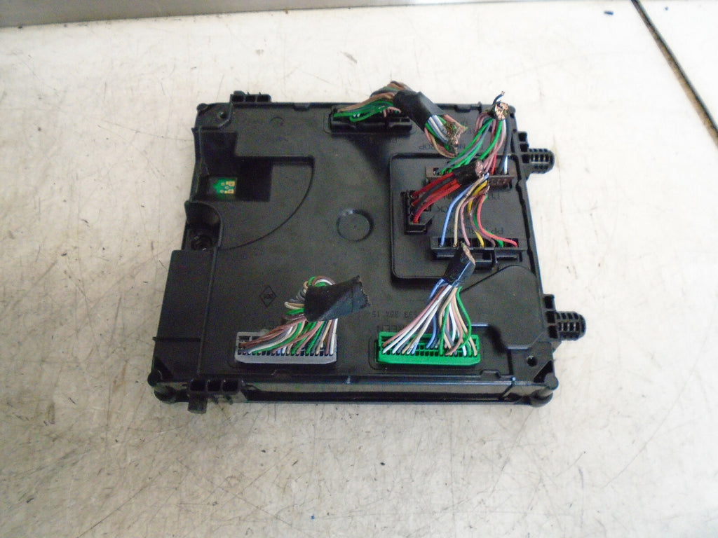 RENAULT LAGUNA MK3 2009 BCM BODY CONTROL MODULE 284B12329R