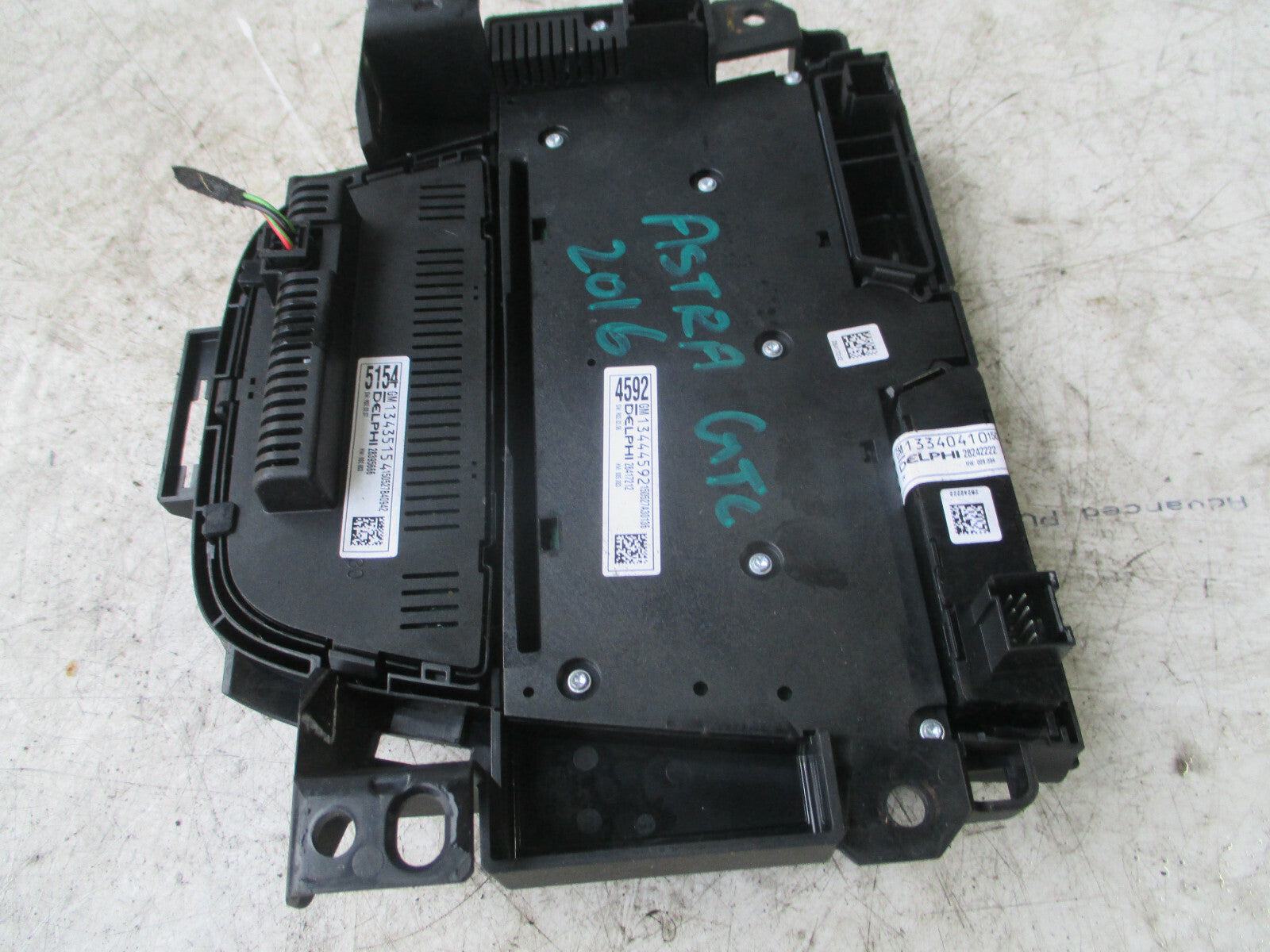 VAUXHALL ASTRA GTC 2016 RADIO HEATER CONTROL PANEL 13444592 13435154