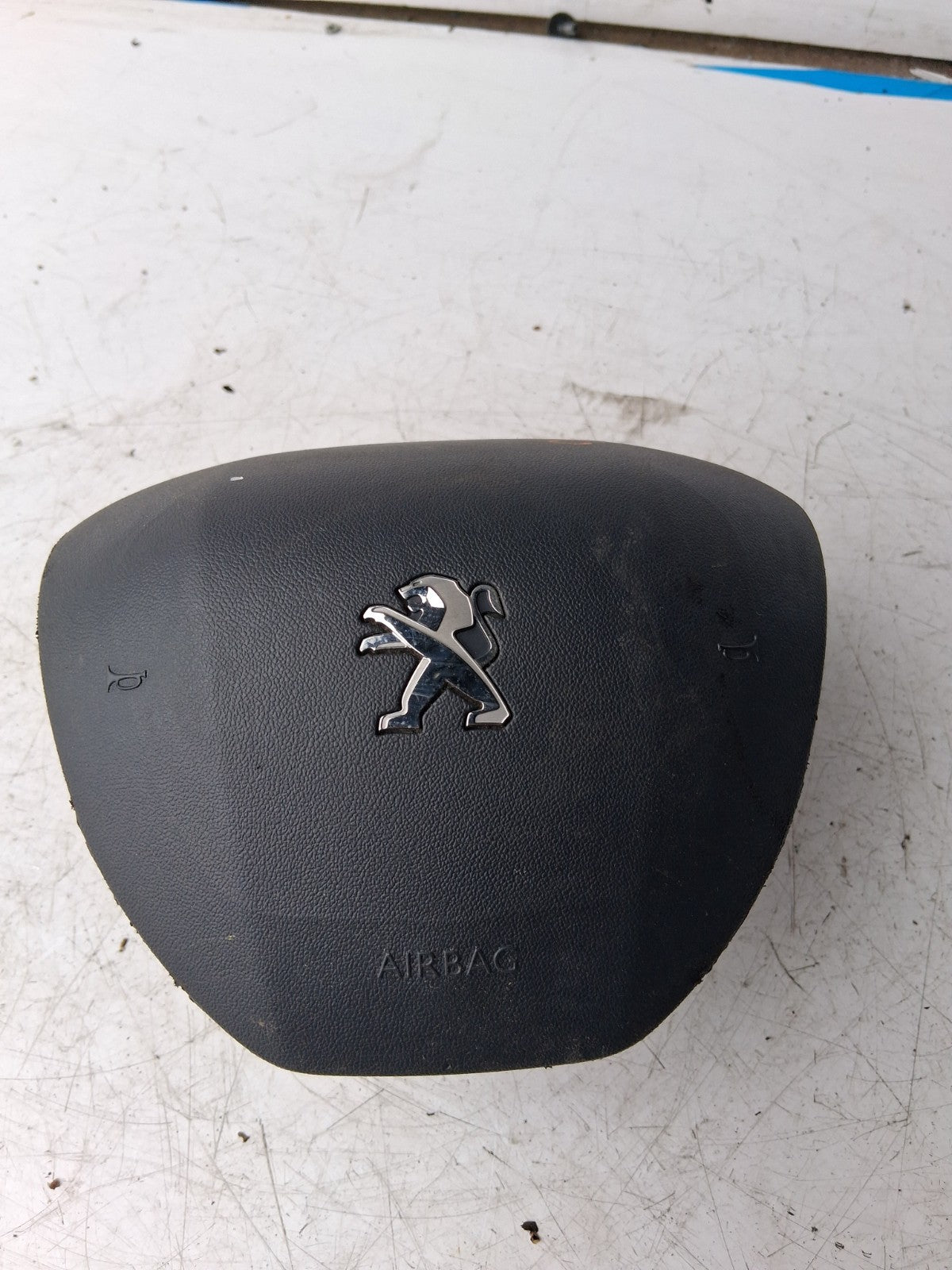 PEUGEOT 208 2017 STEERING WHEEL AIRBAG UNIT + HORN BUTTON 98072114ZD