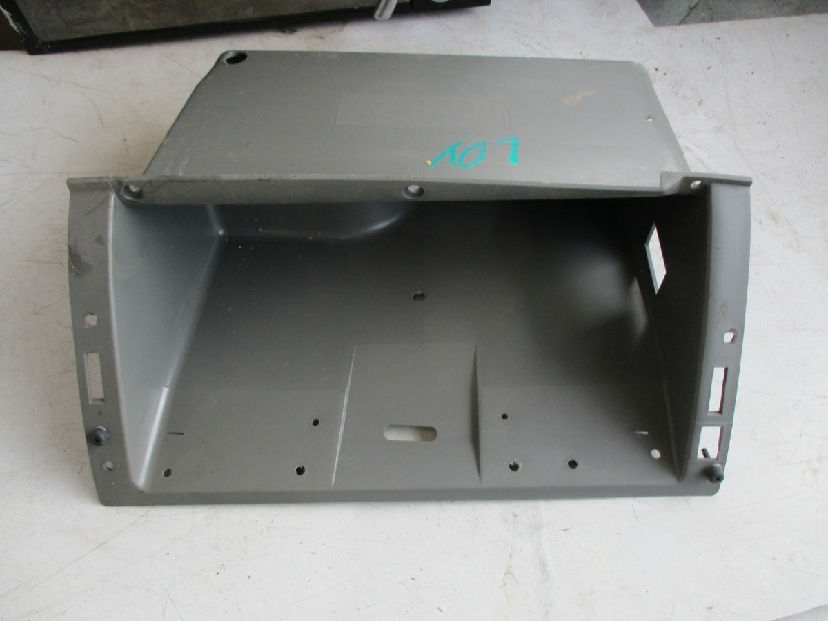 SAIC LDV MAXUS V80 2016 NS PASSENGER LEFT SIDE GLOVE BOX