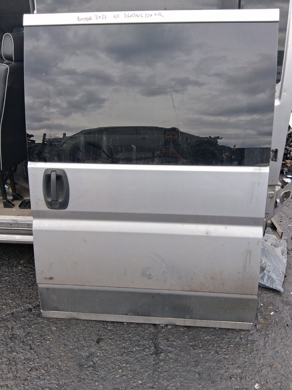 2021 PEUGEOT BOXER MK3 NSF PASSENGER SIDE COMPLETE SLIDING DOOR WITH GLASS GREY