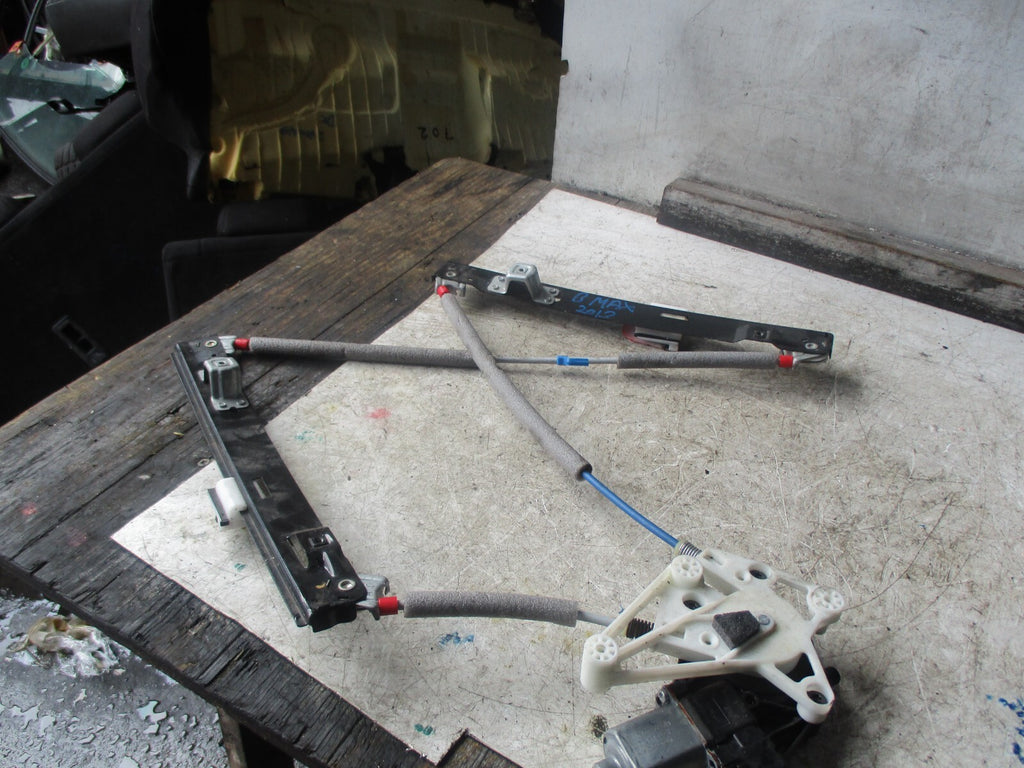 FORD B-MAX 2013 N/S PASSENGER SIDE WINDOW MOTOR REGULATOR 0130822649