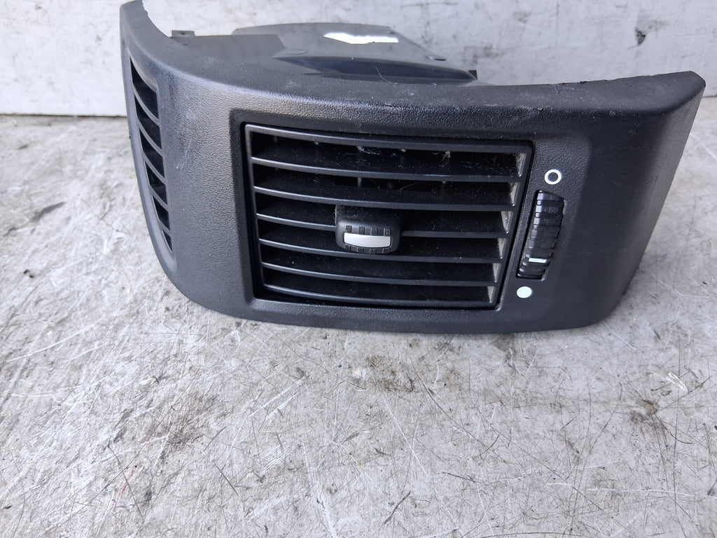 2021 PEUGEOT BOXER MK3 NSF PASSENGER SIDE FRONT LEFT AIR VENT 385822