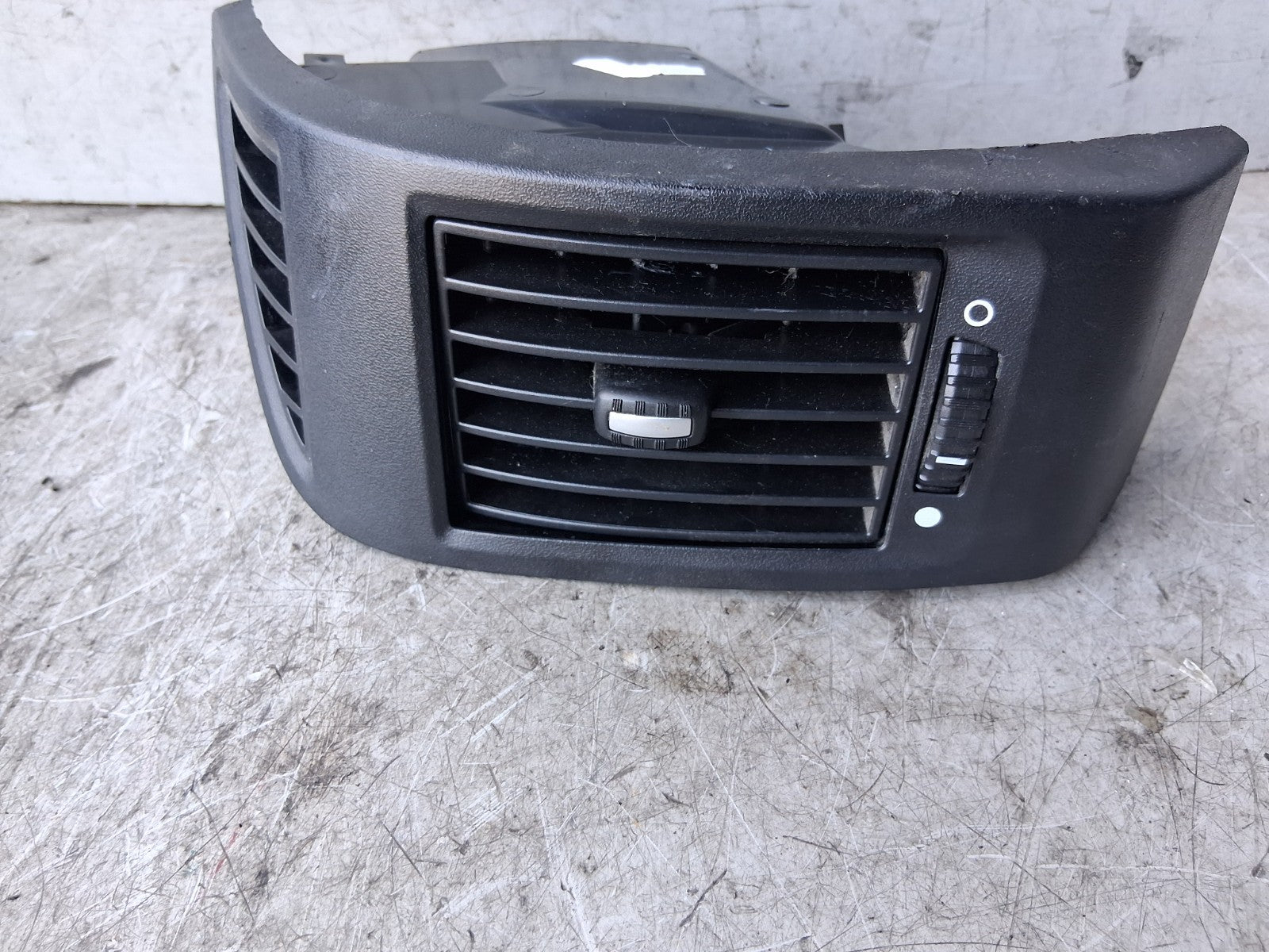 2021 PEUGEOT BOXER MK3 NSF PASSENGER SIDE FRONT LEFT AIR VENT 385822