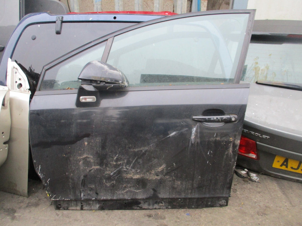 CITROEN C4 MK1 2007 NSF PASSENGER SIDE FRONT DOOR BLACK SCRATCHES
