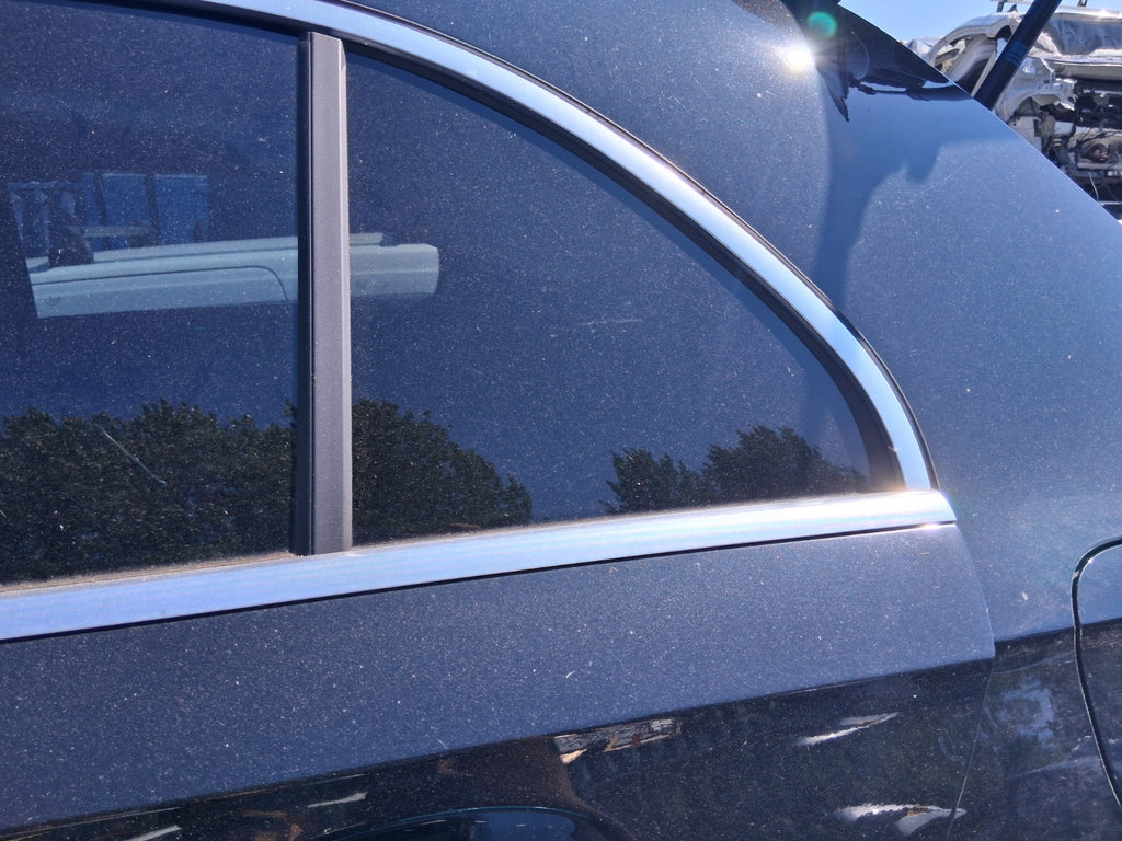 2023 MERCEDES BENZ A CLASS AMG W177 NSR PASSENGER SIDE REAR QUARTER WINDOW GLASS