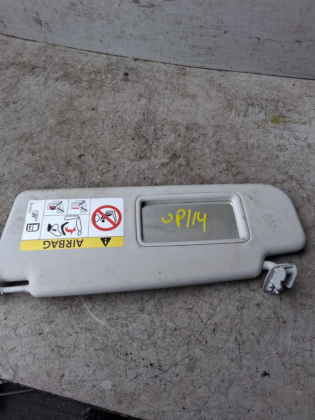 2014 VW VOLKSWAGEN UP SIDE FRONT LEFT SUN VISOR