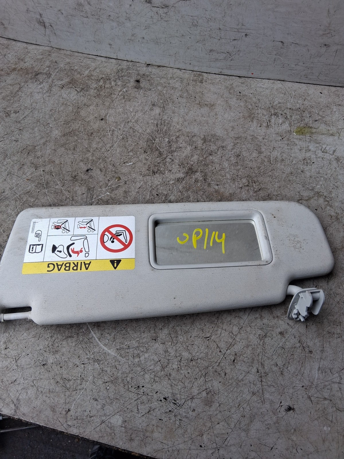 2014 VW VOLKSWAGEN UP SIDE FRONT LEFT SUN VISOR