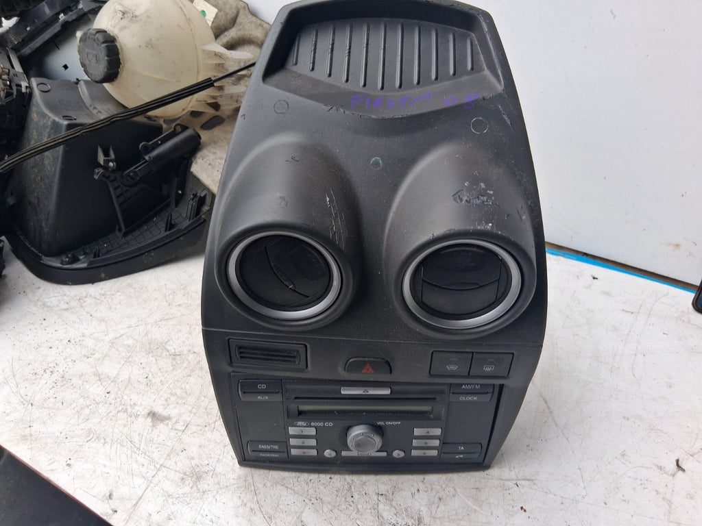 2006 FORD FIESTA MK6 CD PLAYER RADIO MULTIMEDIA AIR VENT HEAD UNIT 8S6118C815AA