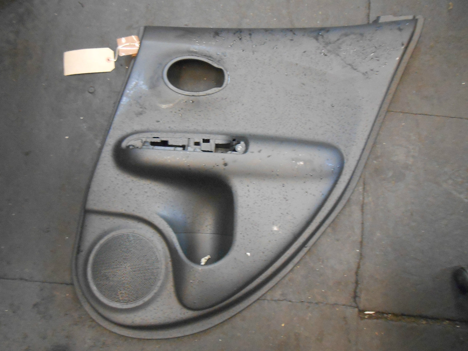 NISSAN JUKE 2016 OSR DRIVER SIDE REAR DOOR CARD 82900 1KB0A
