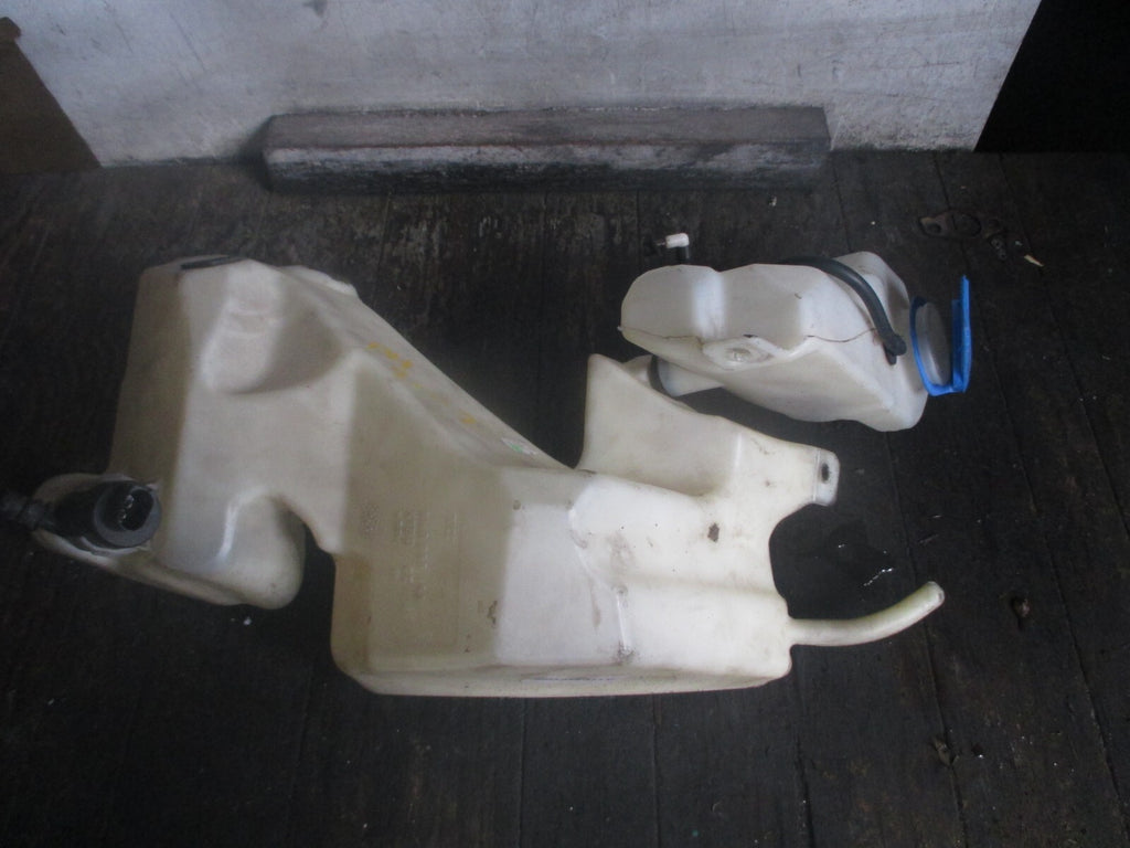 AUDI A4 B6 CABRIOLET WINDSCREEN WASHER BOTTLE TANK 8H0955453LJ