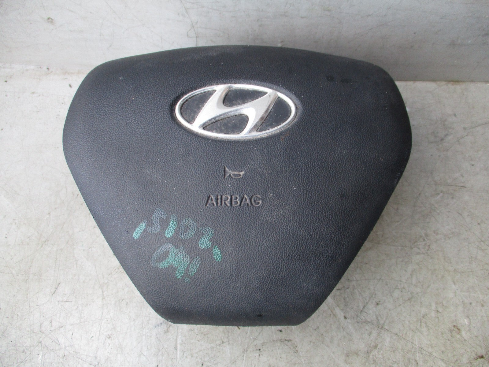 2015 HYUNDAI I40 DRIVER STEERING WHEEL AIRBAG 569002Y100