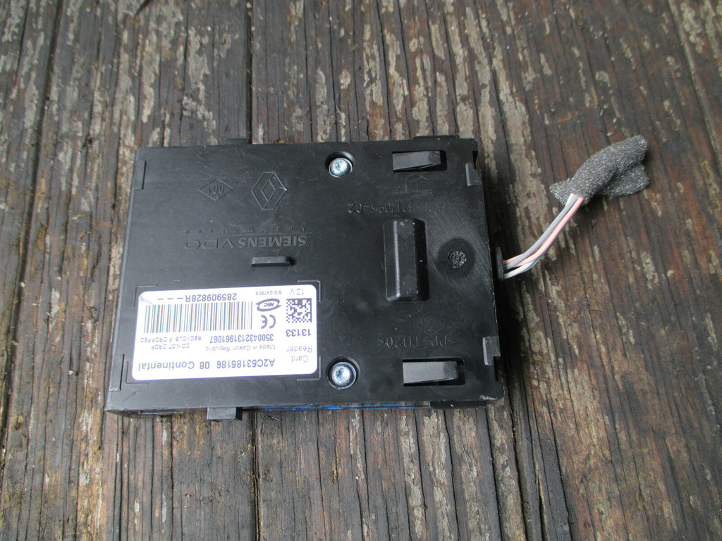 RENAULT MEGANE MK3 2013 KEY CARD READER 285909828R