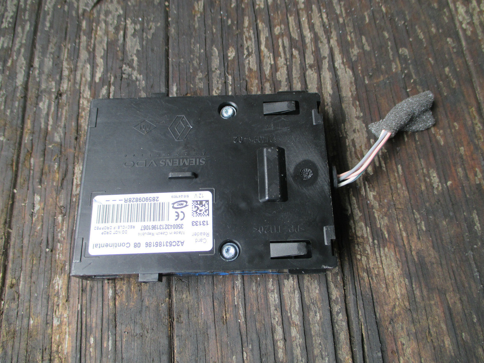 RENAULT MEGANE MK3 2013 KEY CARD READER 285909828R